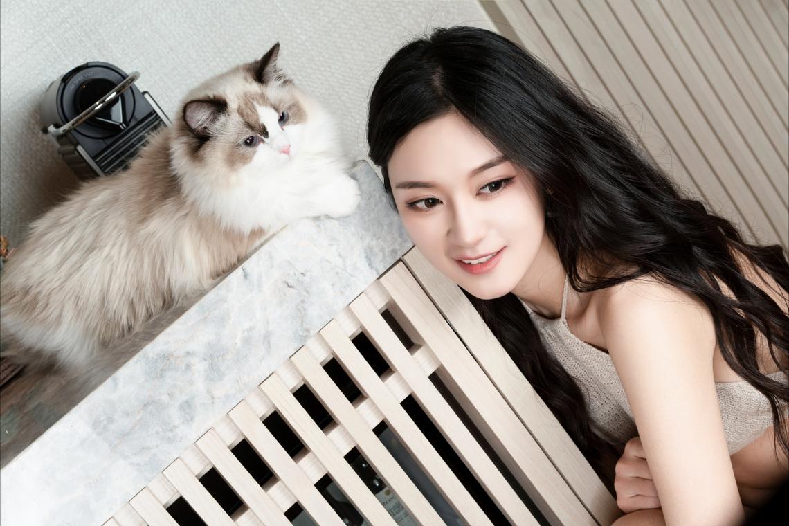 航拍祁连山南麓“高原桃花源”